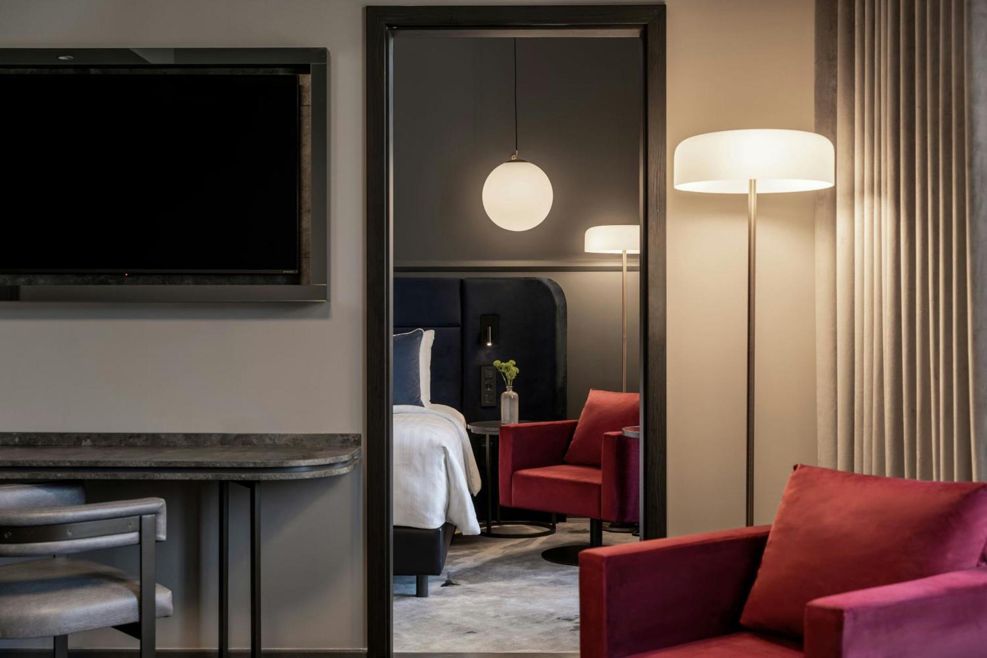 The Marmorosch Bucharest, Autograph Collection Hotel Ngoại thất bức ảnh A suite at the hotel