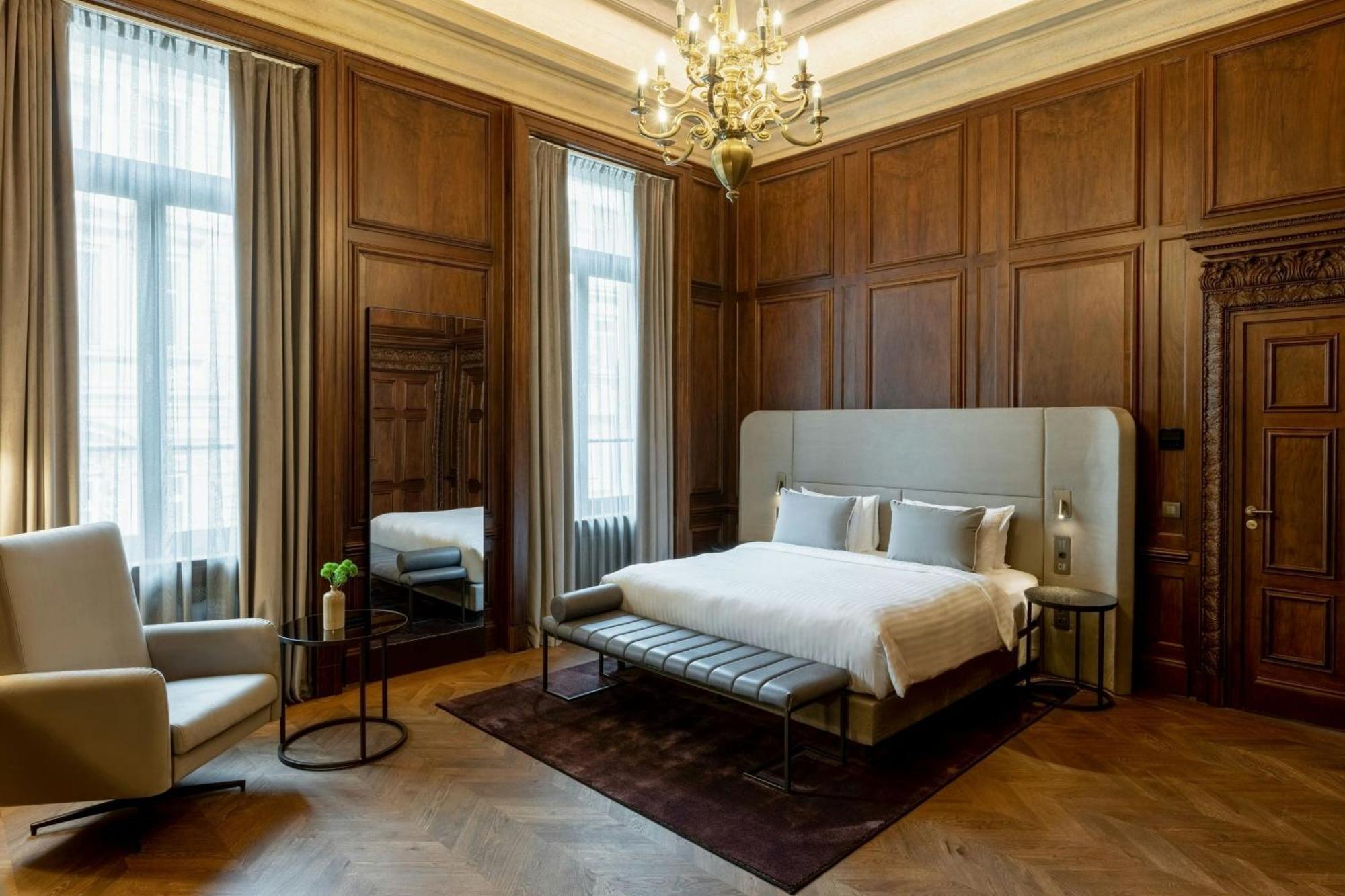 The Marmorosch Bucharest, Autograph Collection Hotel Ngoại thất bức ảnh A bedroom at the hotel